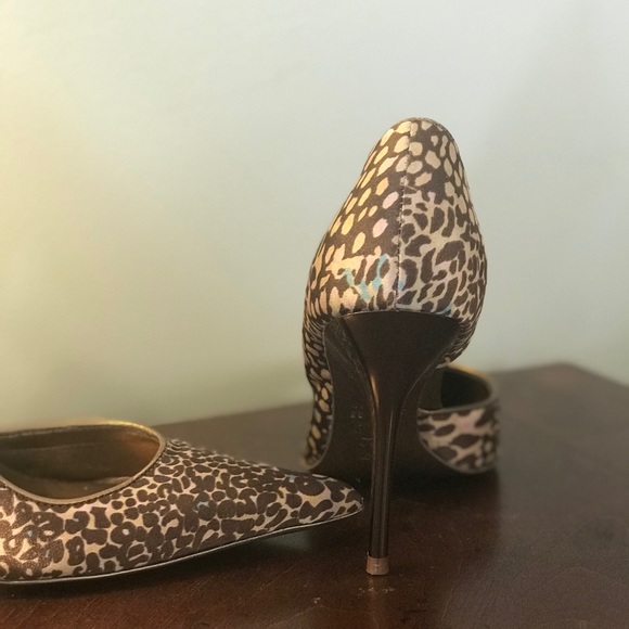 Aldo Heels- cheetah print with hints of teal - Picture 3 of 6